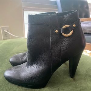 Banana Republic ankle booties